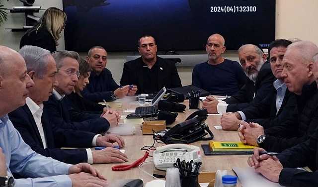نتنياهو يستدعي قادة المعارضة لإحاطة أمنية.. تقرير: الرد الإسرائيلي على إيران سيكون اليوم