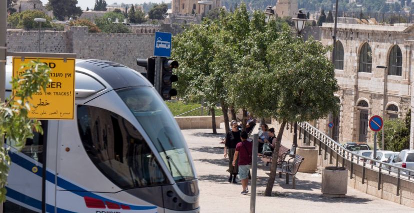 على خلفية الحرب على غزة: شركة إسبانية تنسحب من عطاء القطار في القدس