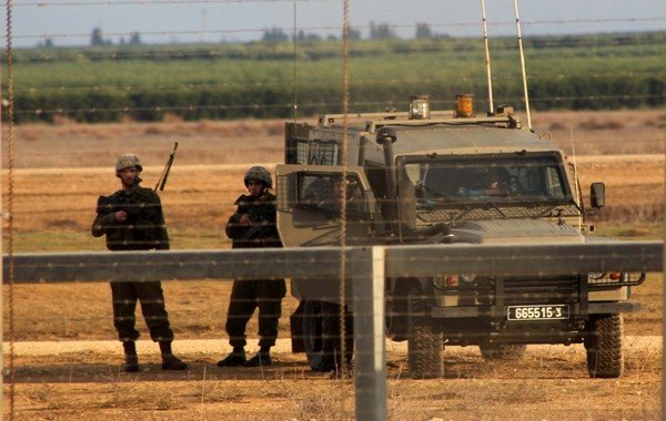 اعتقال فلسطينيين اجتازا السياج الحدودي شرق القطاع حدود