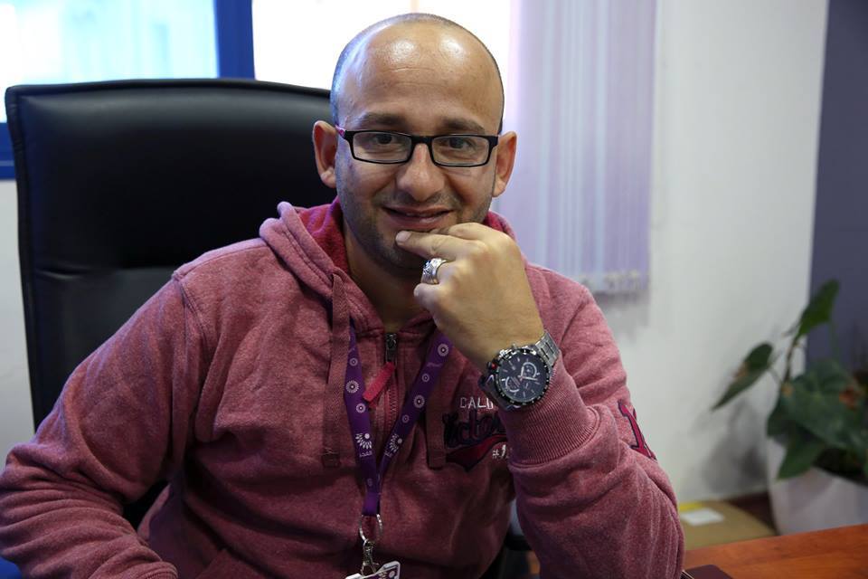 الاحتلال يعتقل الصحفي سامي الساعي