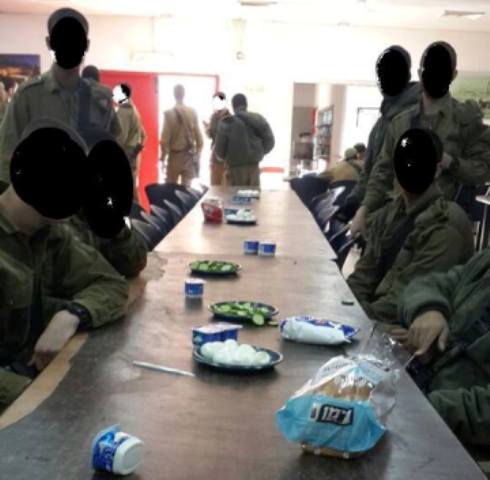 الجوع يدفع جنود الاحتلال للاحتجاج جنود الاحتلال