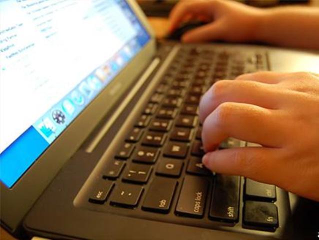 لأول مرة..نظام شكاوى إلكتروني في المؤسسات الحكومية نظام الكتروني