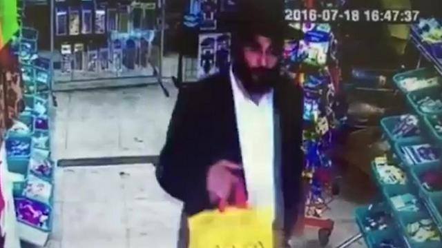 فيديو مُفزع: حاخام يتحرش جنسياً بطفلة حاخام