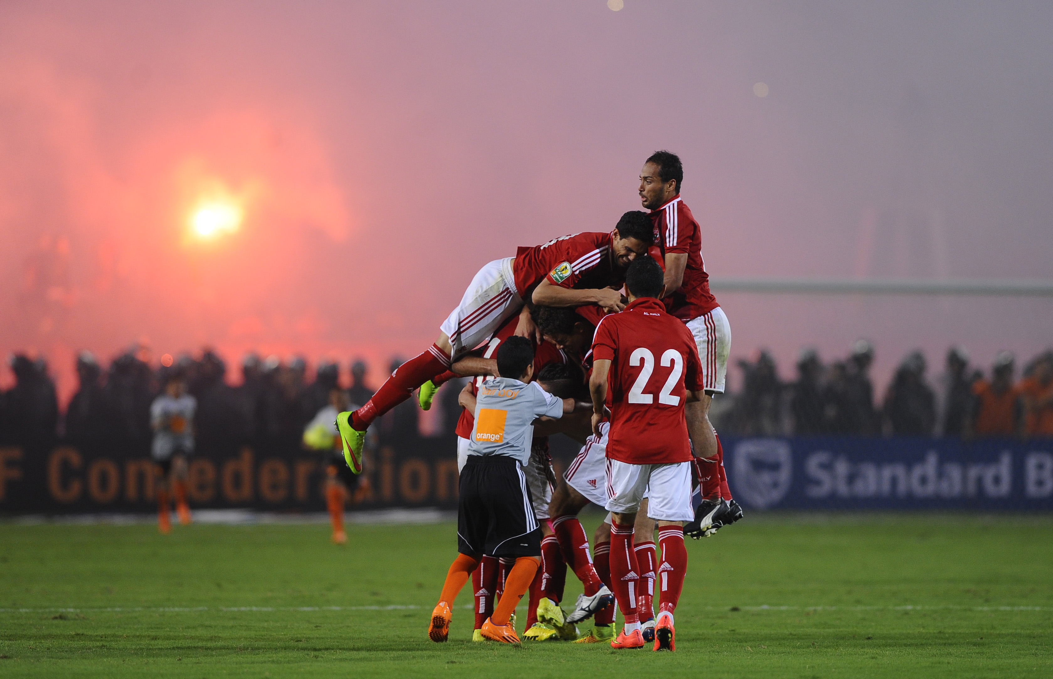 بطولة مصر: الأهلي ينتزع الصدارة مؤقتًا