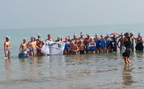 بالصور: تطبيع في البحر الميت البحر الميت