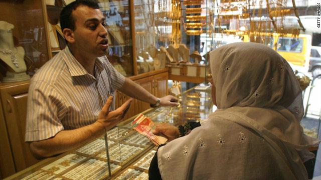 للمقبلين على الزواج: الذهب في أدنى مستوياته الذهب