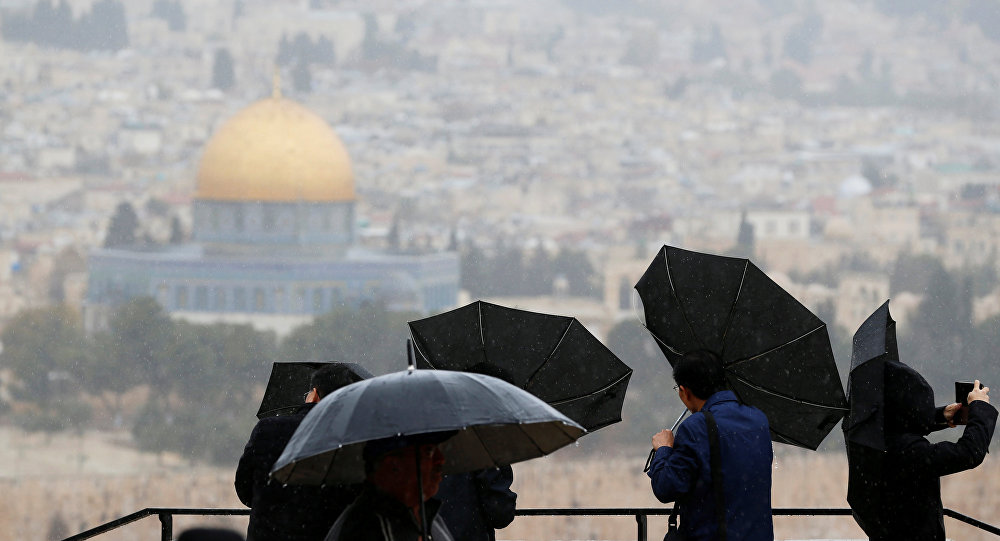راصد جوي: فلسطين لن تتأثر بمنخفضات جوية حتى نهاية الشهر الجاري