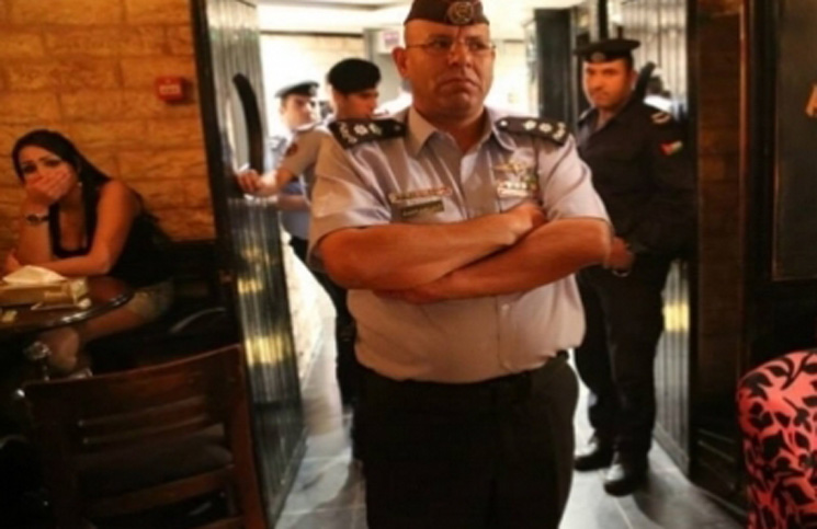 الأردن: ضبط 3 فتيات من جنسيات عربية في "بيت دعارة"