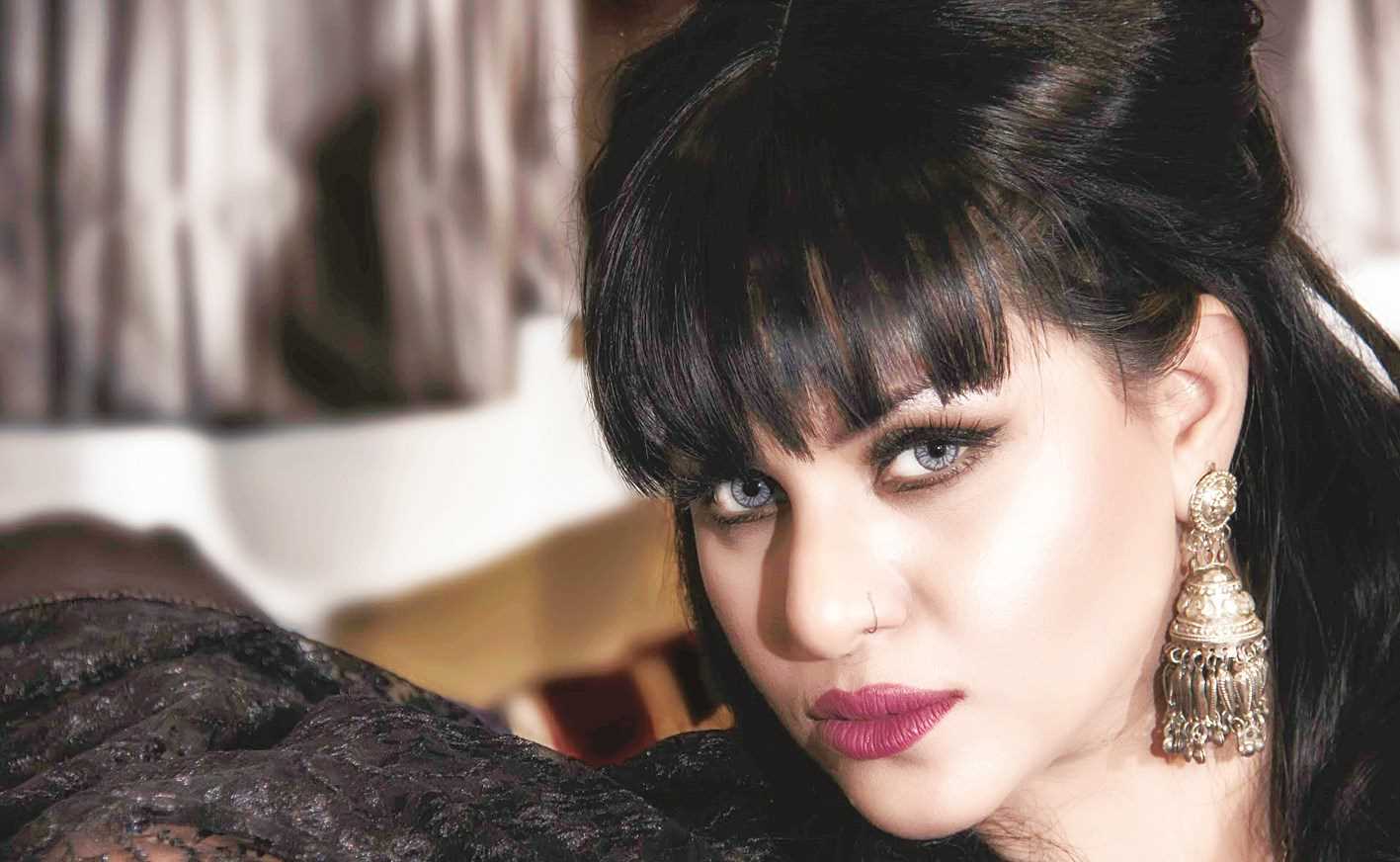 فنانة تتعرض للضرب المبرح على يد زوجها