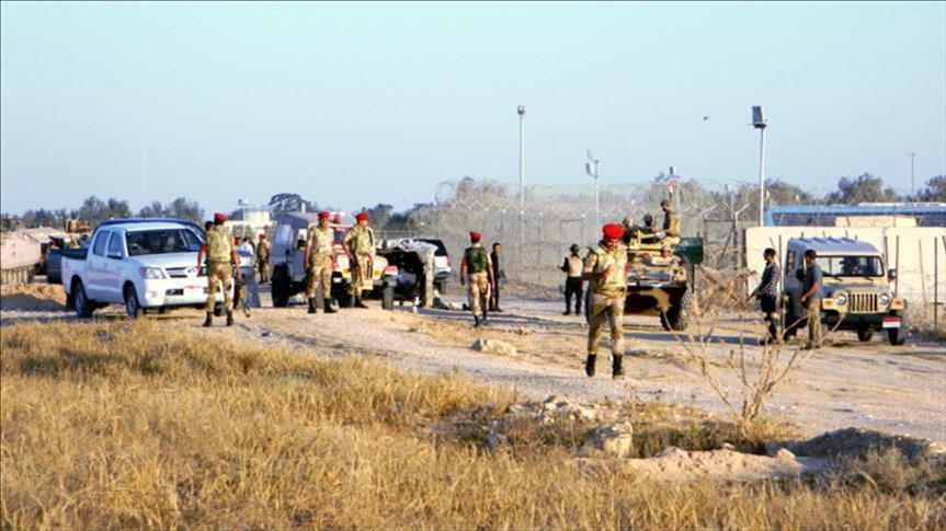 مقتل 12 جنديا مصريا بهجوم في سيناء