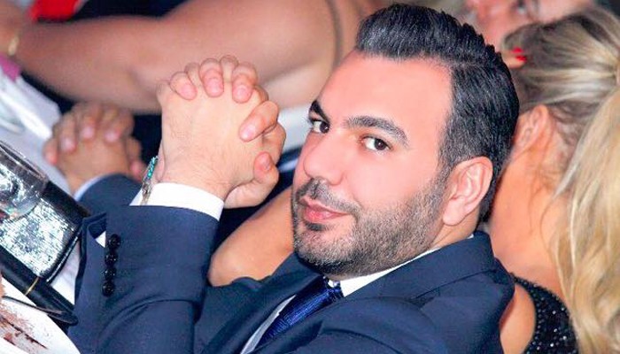 إعلامي يكشف إدمان بعض النجمات على الجنس