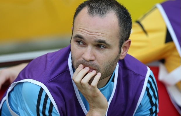 انييستا إنييستا لن يلعب مع برشلونة الأسبوع المقبل