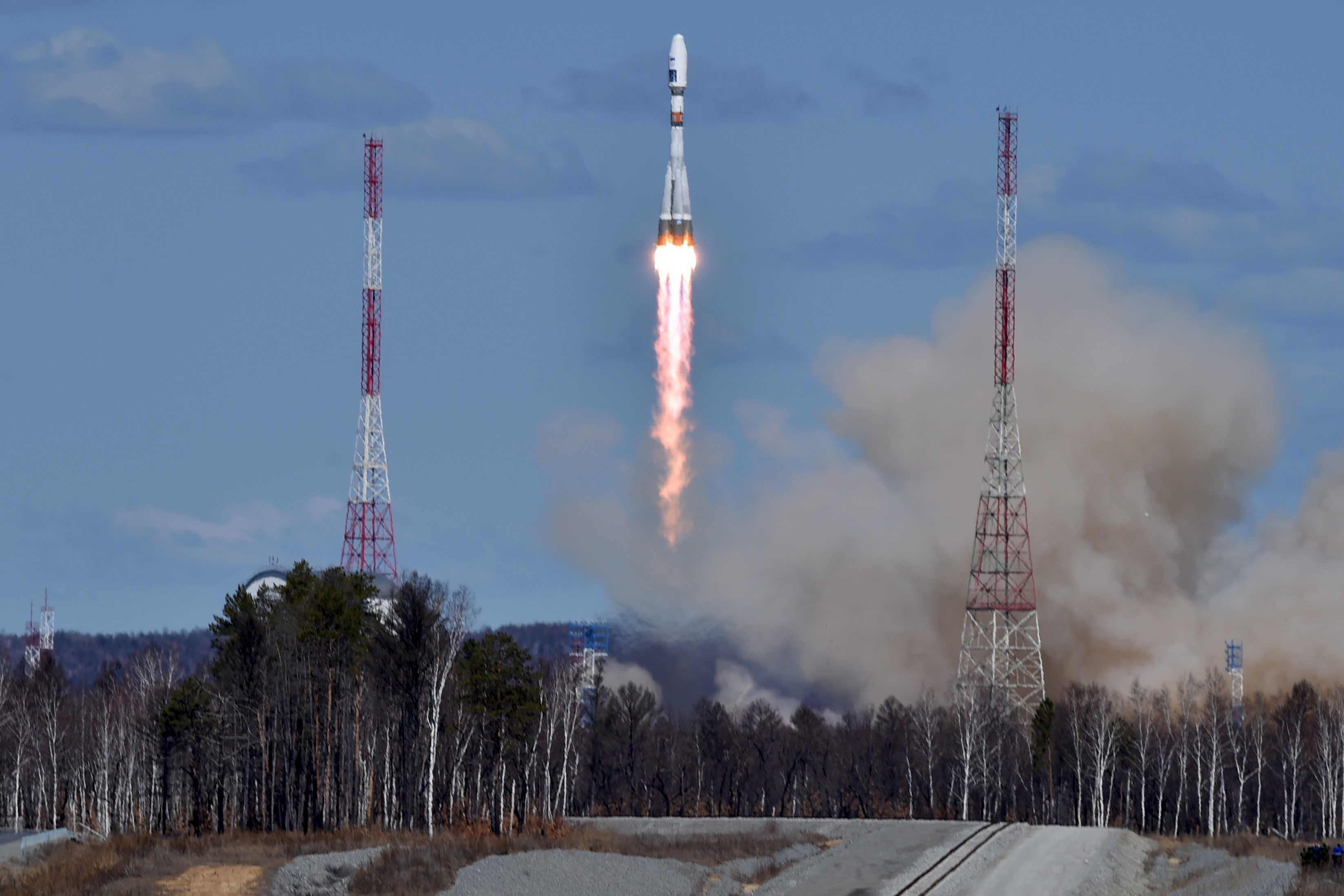 انطلاق أول رحلة فضاء من قاعدة روسية جديدة