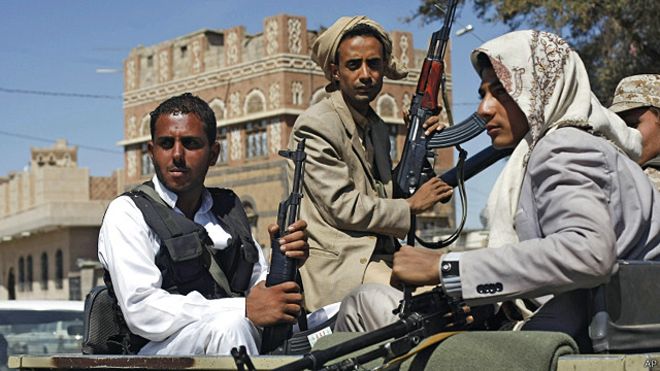 مقتل "مئات" الحوثيين في معارك عنيفة صورة توضيحية
