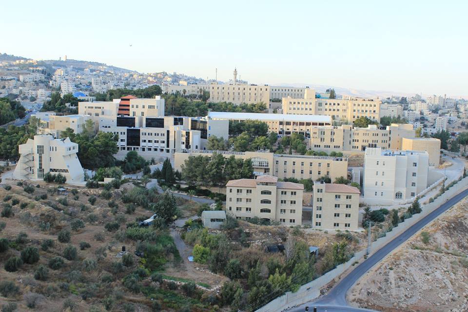 الطيراوي يطالب بإنقاذ جامعة القدس وحل أزمتها المالية