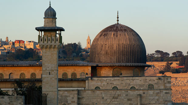 تركيا تربط أداء العمرة في مكة بزيارة القدس