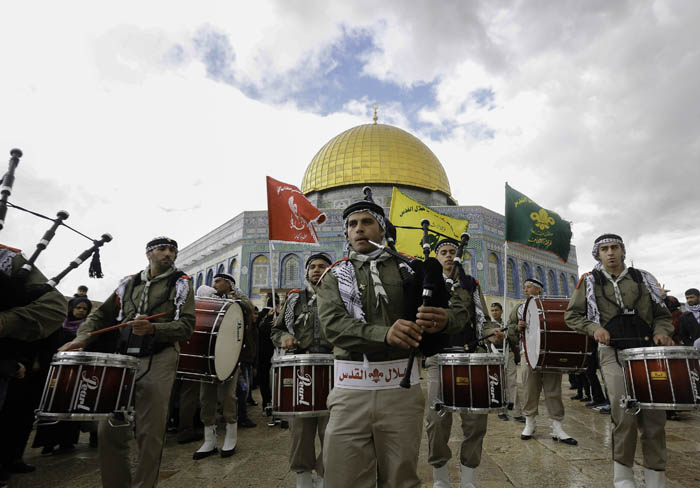 القدس: مسيرة كشفية في ذكرى المولد النبوي الشريف القدس: مسيرة كشفية في ذكرى المولد النبوي الشريف