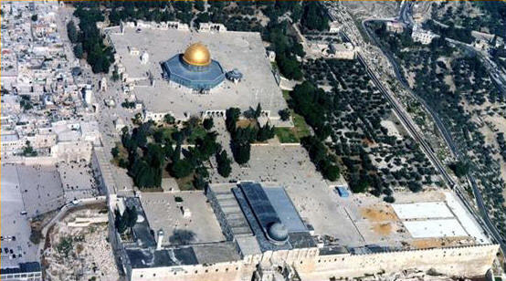 الجمعة يوم غضب نصرة للأقصى والقدس في الوطن والشتات المسجد الأقصى