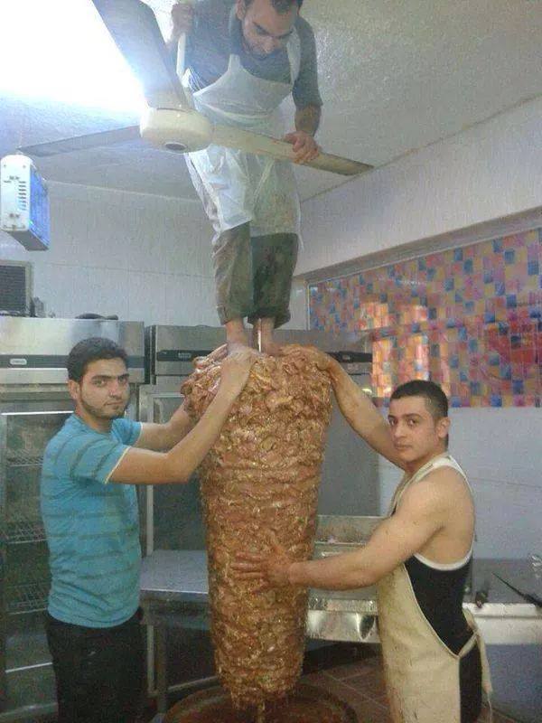هل يعقل أن تكون هذه الصورة التقطت في فلسطين؟ هل يعقل أن تكون هذه الصورة التقطت في فلسطين؟