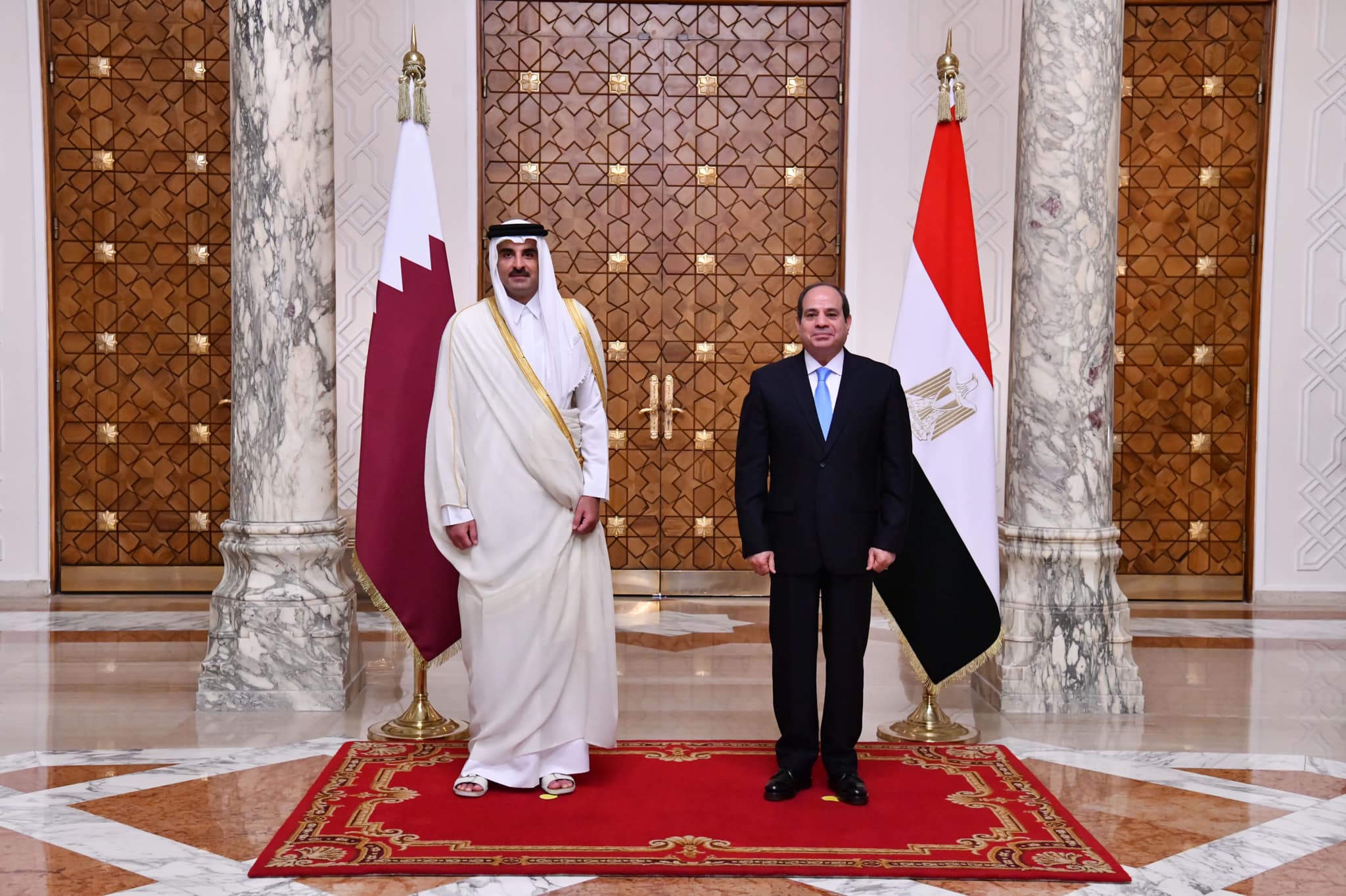 أمير قطر والسيسي يناقشان آخر المستجدات في قطاع غزة