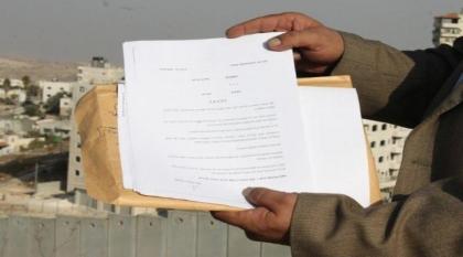 الاحتلال يخطر بهدم 7 محال تجارية غرب بيت لحم اخطار هدم