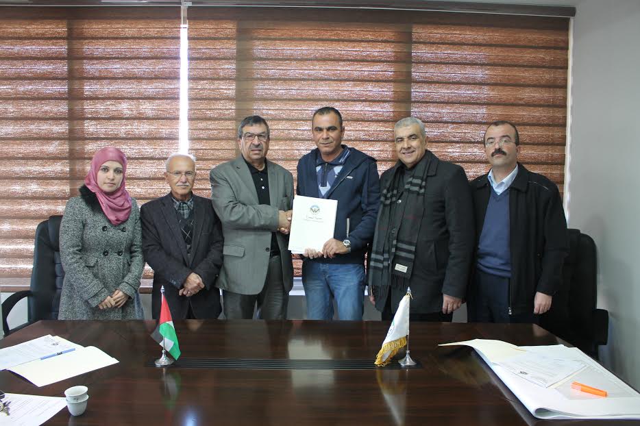 بلدية البيرة تبدأ بتنفيذ مشروع شارع النهضة بلدية البيرة تبدأ بتنفيذ مشروع شارع النهضة