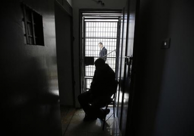 كيف وقع هاني في فخ مجندة الشاباك؟ الشاباك