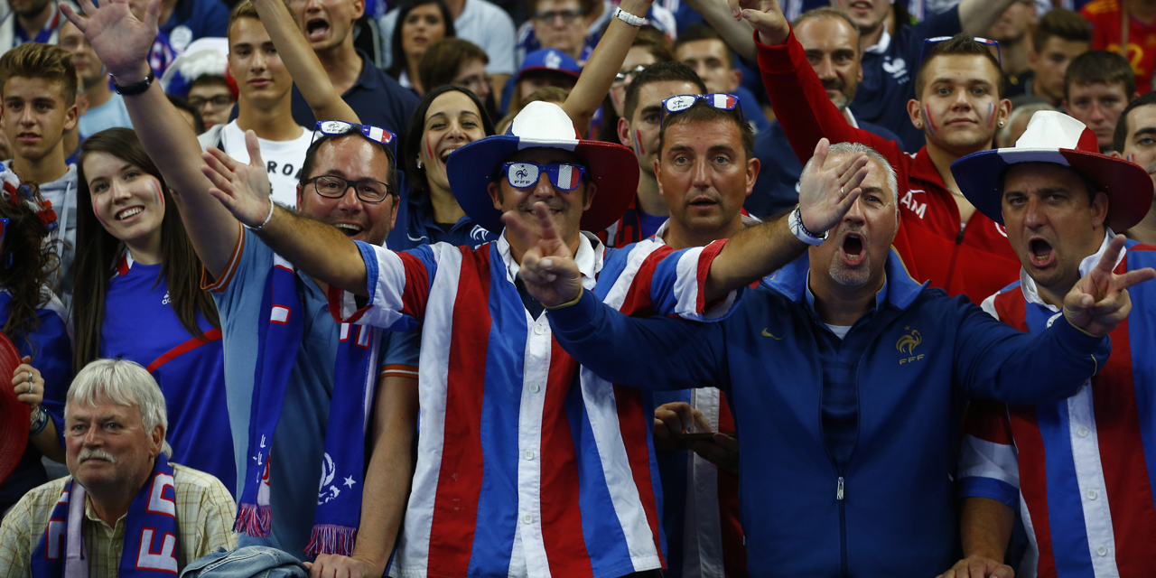 فرنسا: مطالبات بتشديد إجراءات الأمن في الملاعب فرنسا: مطالبات بتشديد إجراءات الأمن في الملاعب