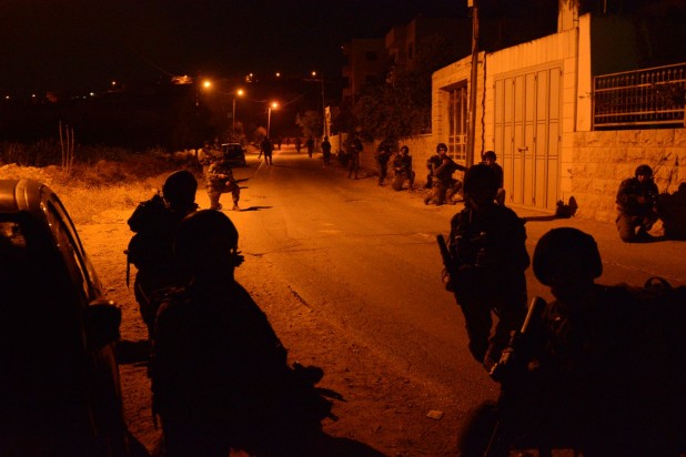 الاحتلال يصيب فلسطينيًا بالرصاص شمال بيت لحم