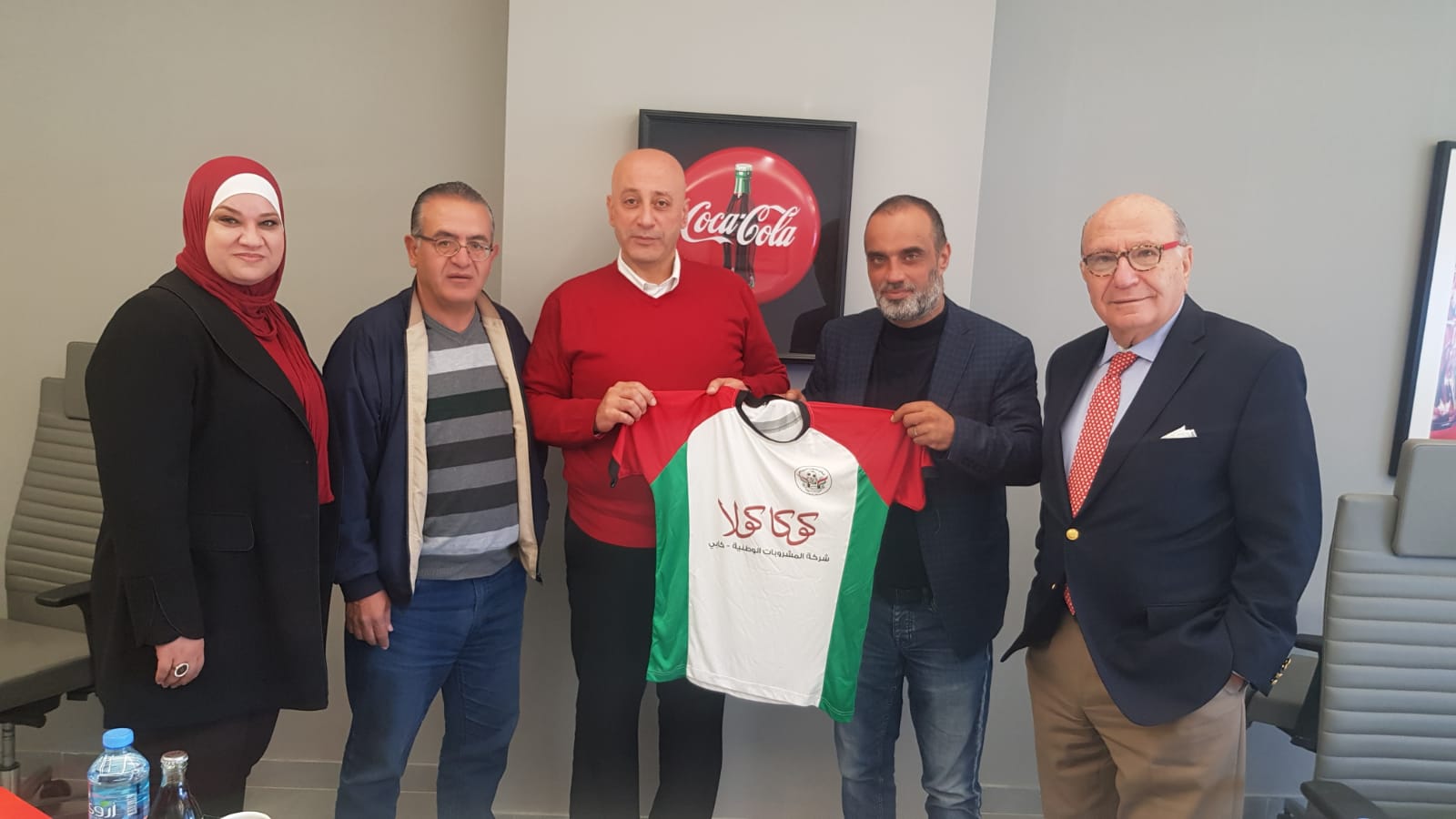 تحت شعار "كوكاكولا"