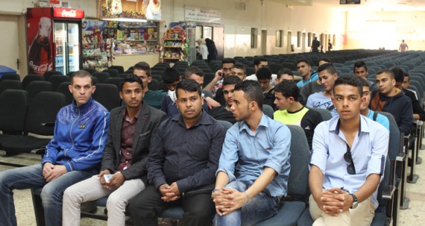 مغادرة الدفعة الثالثة من طلاب قطاع غزة عبر معبر الكرامة صور الطلبة