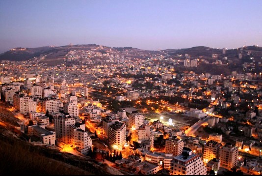 مجهولون يطلقون النار على رجل أعمال بنابلس