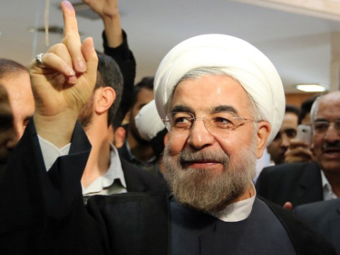 روحاني ينتقد "الفساد المتزايد" في إيران روحاني