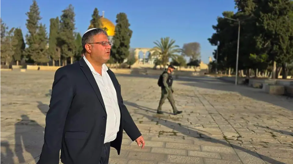 نتنياهو يتخلى عن قيود مقترحة على تدخل بن غفير في شؤون المسجد الأقصى