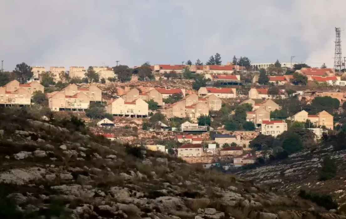 عطاء لبناء مئات الوحدات الاستيطانية على أراضي الفلسطينيين في سلفيت