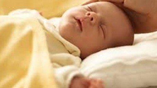 قتلت طفيلها خنقًا.. والمبرر لا يمكن توقعه