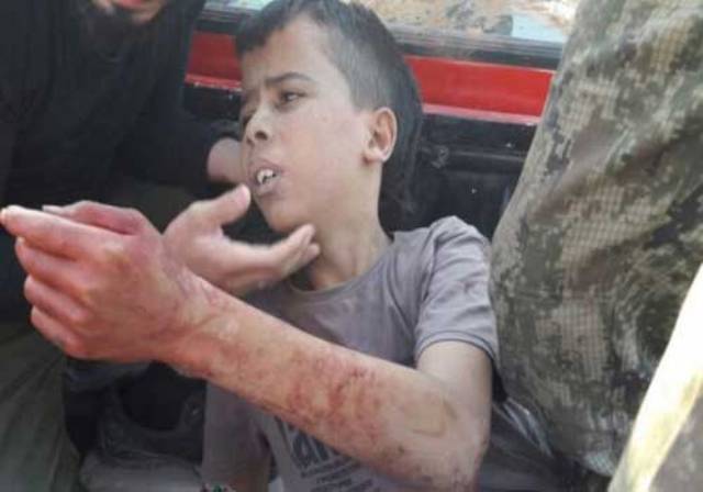 فيديو: فصيل سوري معارض يذبح طفلاًُ فلسطينياً فصيل سوري معارض
