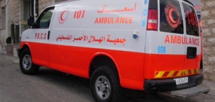 الخليل: إصابة شاب بجروح بليغة جراء عبثه برصاصة من مخلفات الاحتلال اسعاف