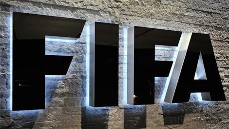 الاحتلال يمنع وفد الفيفا من دخول غزة فيفا