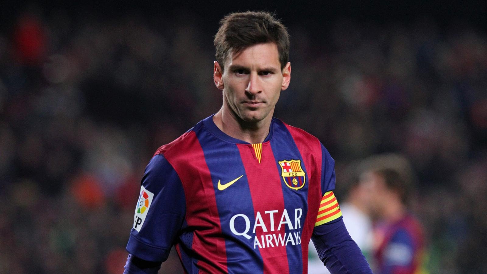 برشلونة يساند ميسي ضد اتهامات التهرب الضريبي