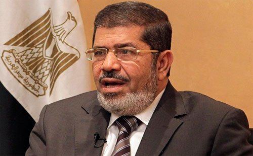 مصر: إحالة مرسي و10 آخرين لـ"الجنايات" بتهمة التخابر مع قطر مرسي
