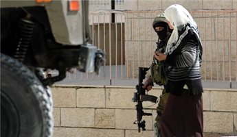الاحتلال يعتقل مواطنة من جنين اعتقال مرأة