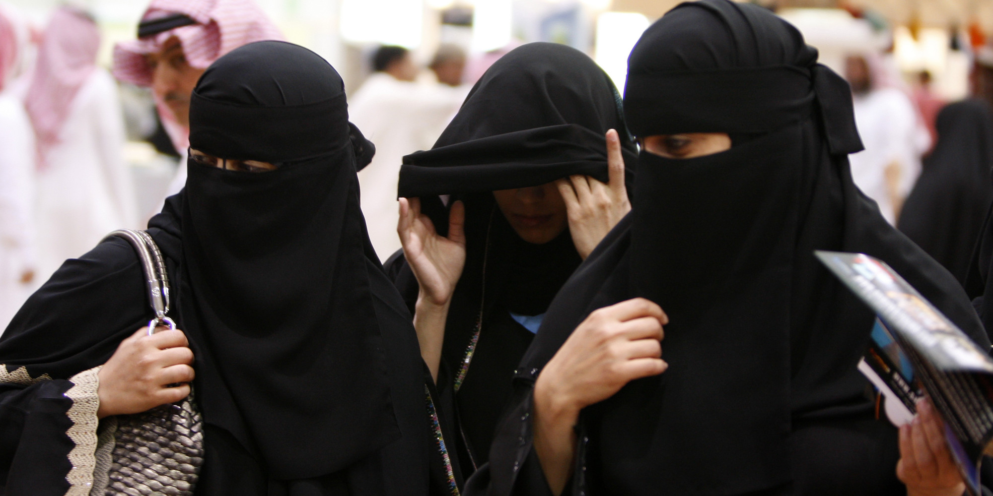 للمرّة الأولى.. السعوديات يصوتن في الانتخابات المحلية للمرّة الأولى.. السعوديات يصوتن في الانتخابات المحلية