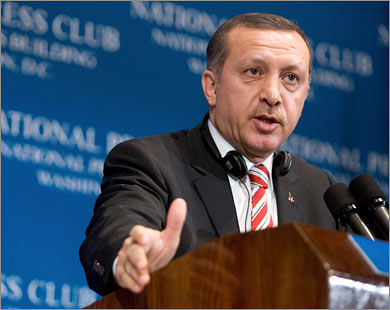 تركيا: موقف الإمارات من تصريحات أردوغان" مرفوض تركيا