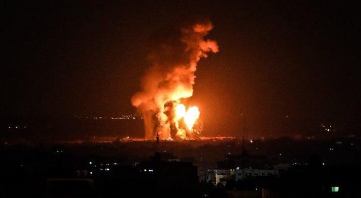 القسام: دفاعاتنا الجوية تصدت لطائرات الاحتلال في سماء غزة