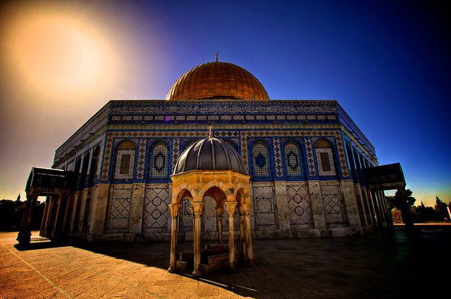 قوات الاحتلال تحاصر المسجد الأقصى المسجد الأقصى
