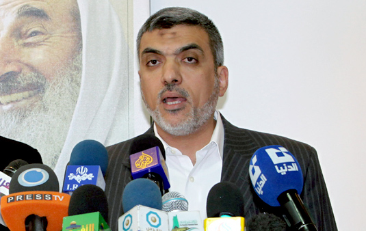حماس: عملية الطعن بطولية ورد طبيعي على جرائم الاحتلال عزت الرشق