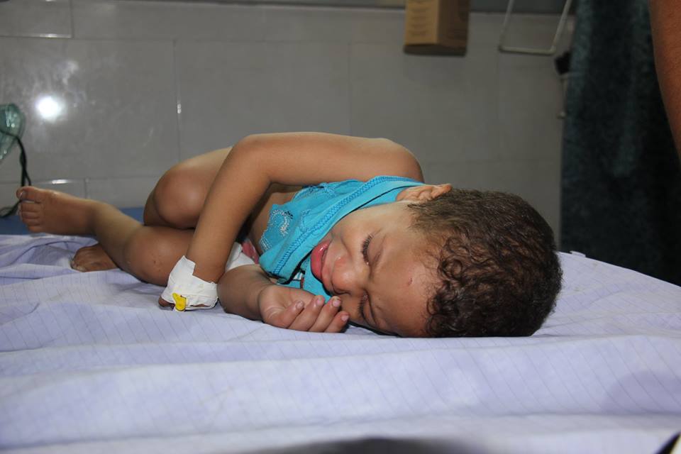 صور: أكثر من 40 إصابة منها أطفال بعد قصف الاحتلال منزلاً بحي الصبرة في غزة