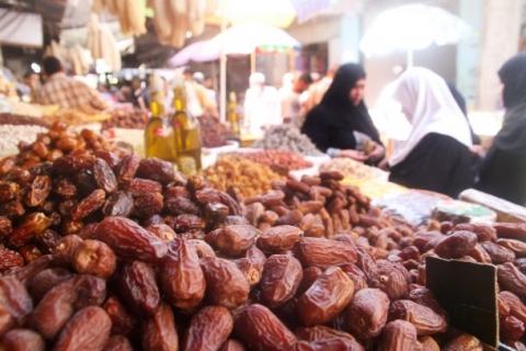 الشعارت الدينية: أسلوب احتيال جديد لتسويق تمور المستوطنات تمور