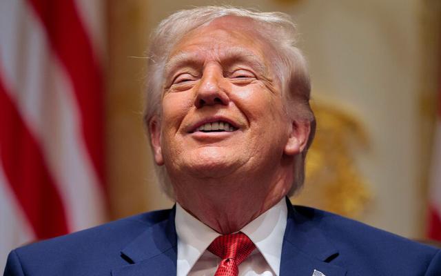 ترامب يتوعد بفتح مضيق هرمز بالقوة: سنأخذ النفط ونحقق ثروة للعالم